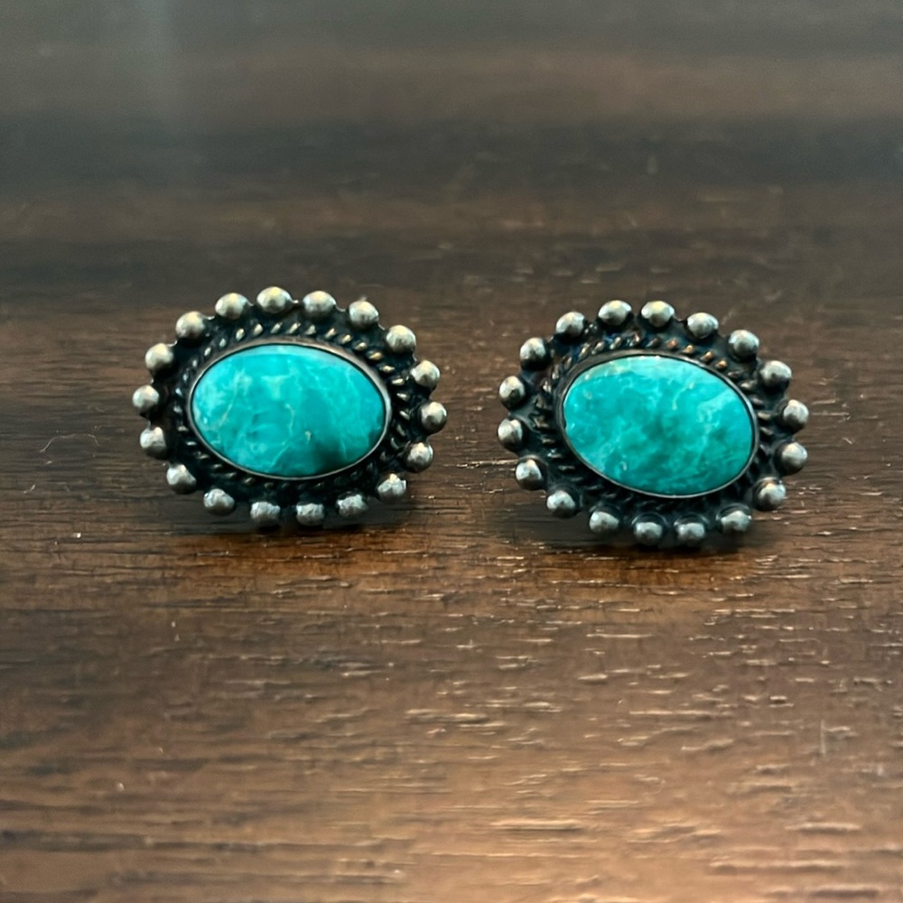 *VINTAGE* Earrings